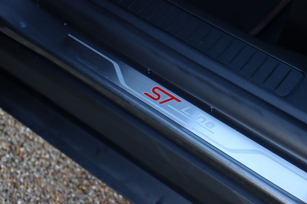 Used Ford Kuga 2023 for sale - 76670615: Photo 19