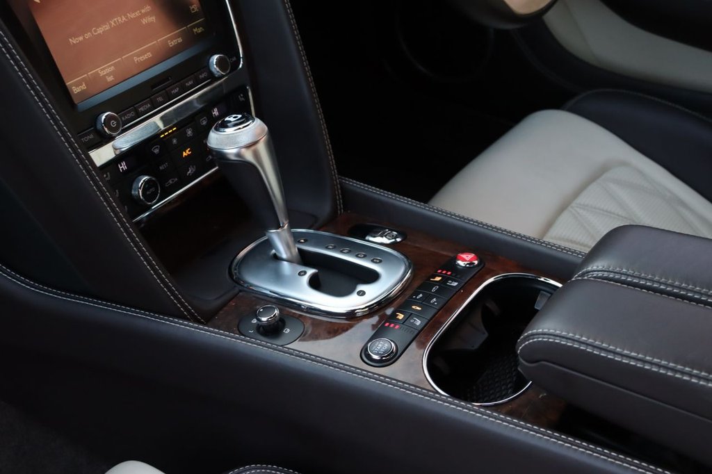 Used Bentley Continental 2014 for sale - 76783911: Photo 17