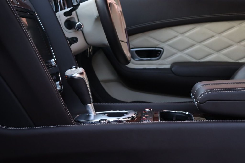 Used Bentley Continental 2014 for sale - 76783911: Photo 19