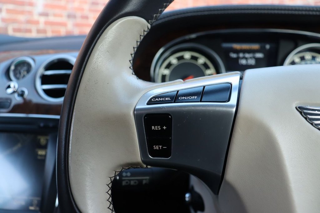 Used Bentley Continental 2014 for sale - 76783911: Photo 29