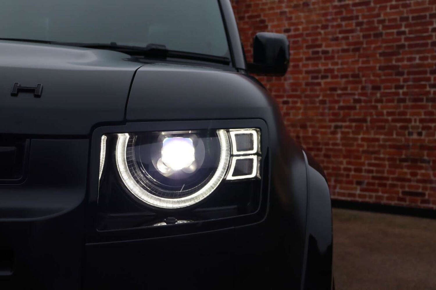 Used Land Rover Defender 2022 for sale - 77523140: Photo 15