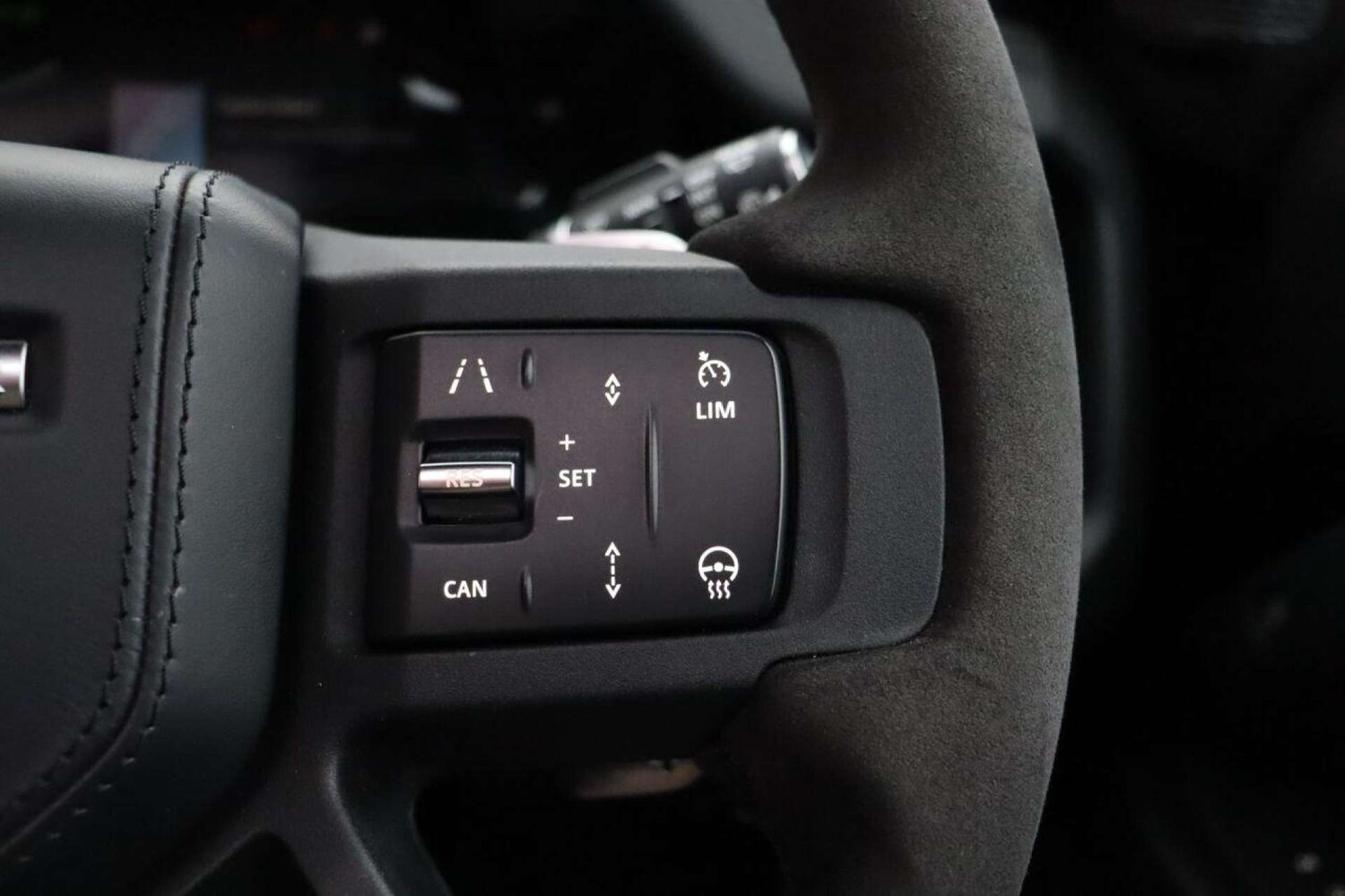 Used Land Rover Defender 2022 for sale - 77523140: Photo 28