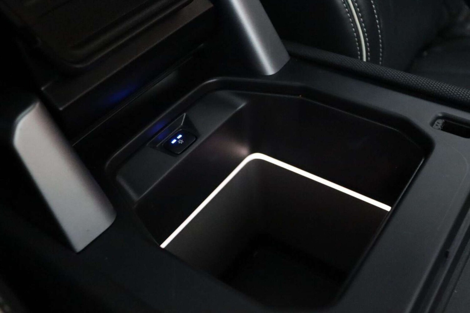 Used Land Rover Defender 2022 for sale - 77523140: Photo 40