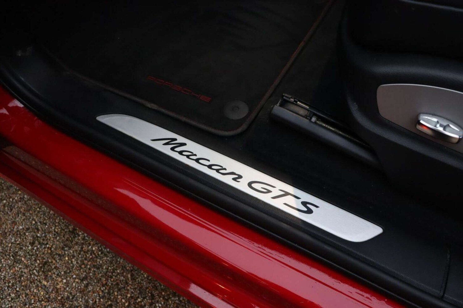 Used Porsche Macan 2017 for sale - 77523102: Photo 16