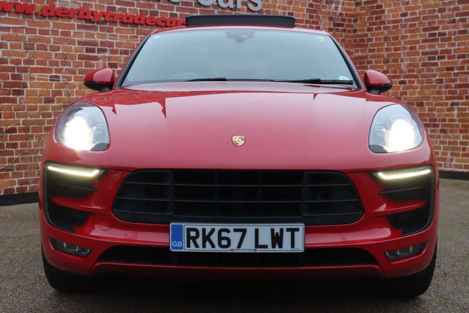 Used Porsche Macan 2017 for sale - 77523102: Photo 20