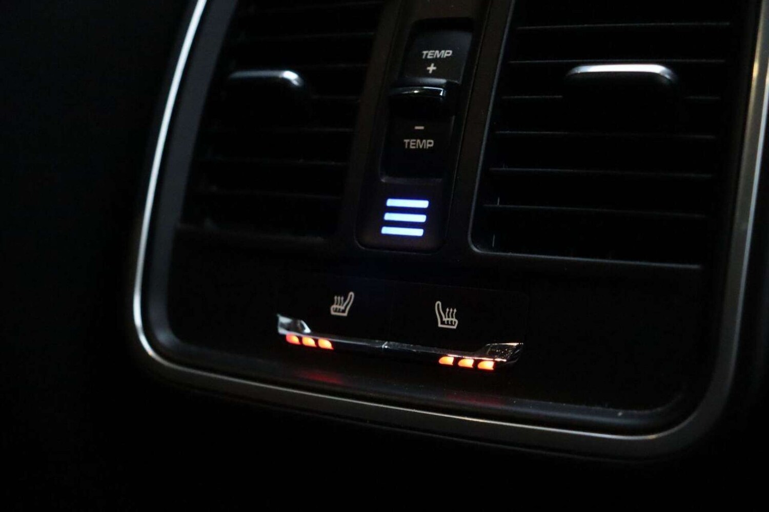 Used Porsche Macan 2017 for sale - 77523102: Photo 26