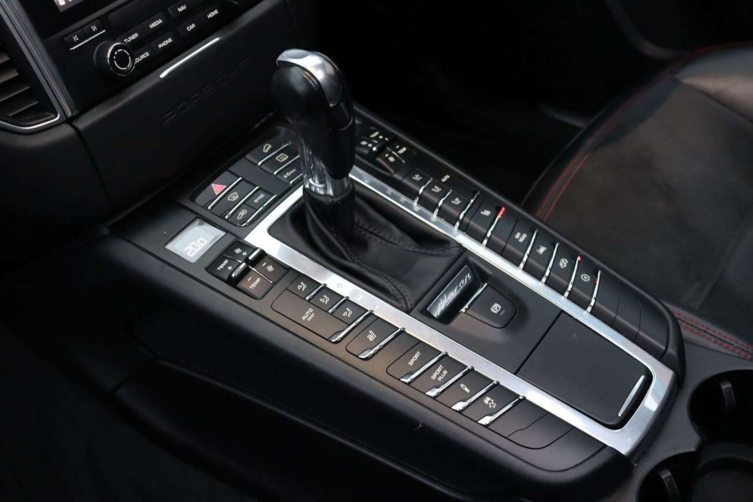 Used Porsche Macan 2017 for sale - 77523102: Photo 8