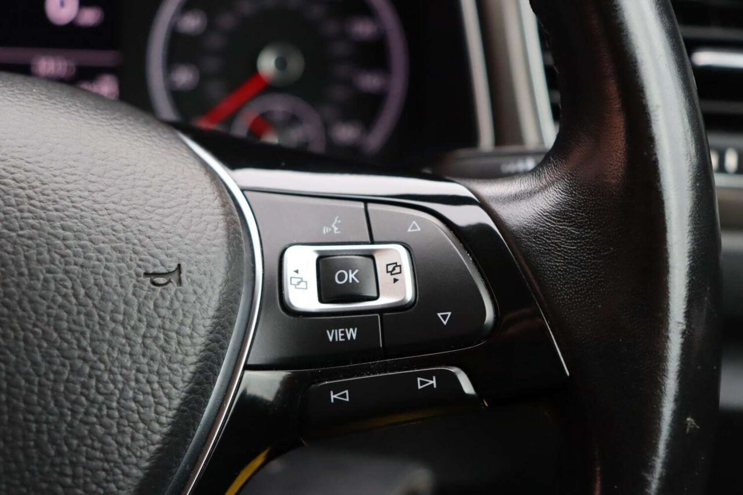 Used Volkswagen T-Roc 2018 for sale - 77519265: Photo 22