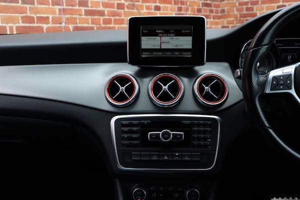 Used Mercedes-Benz CLA 2014 for sale - 72875709: Photo 17