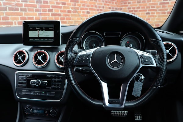 Used Mercedes-Benz CLA 2014 for sale - 72875709: Photo 8