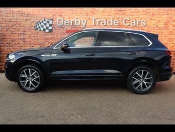 Used Volkswagen Touareg 2018 for sale - 74493996: Photo