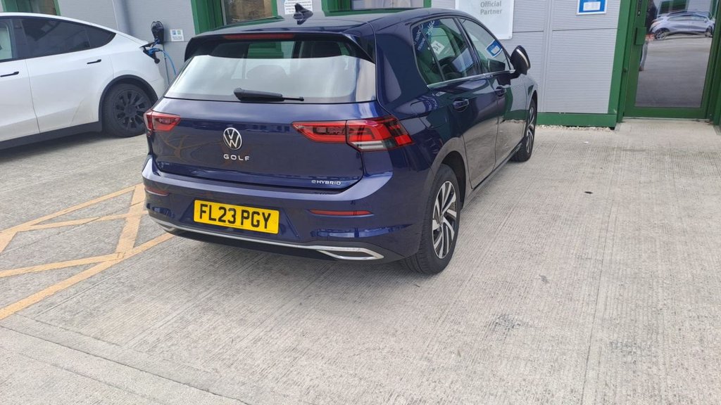 Used Volkswagen Golf 2023 for sale - 76605017: Photo 3