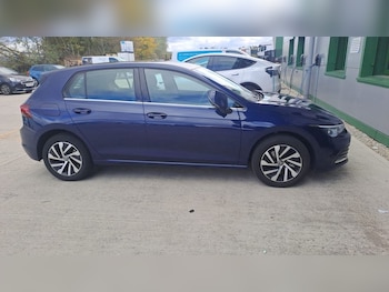 Used Volkswagen Golf 2023 for sale - 76605017: Photo