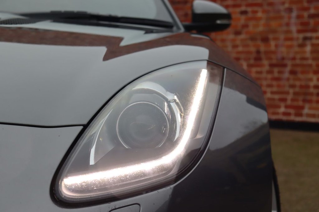 Used Jaguar F-Type 2015 for sale - 76798204: Photo 15