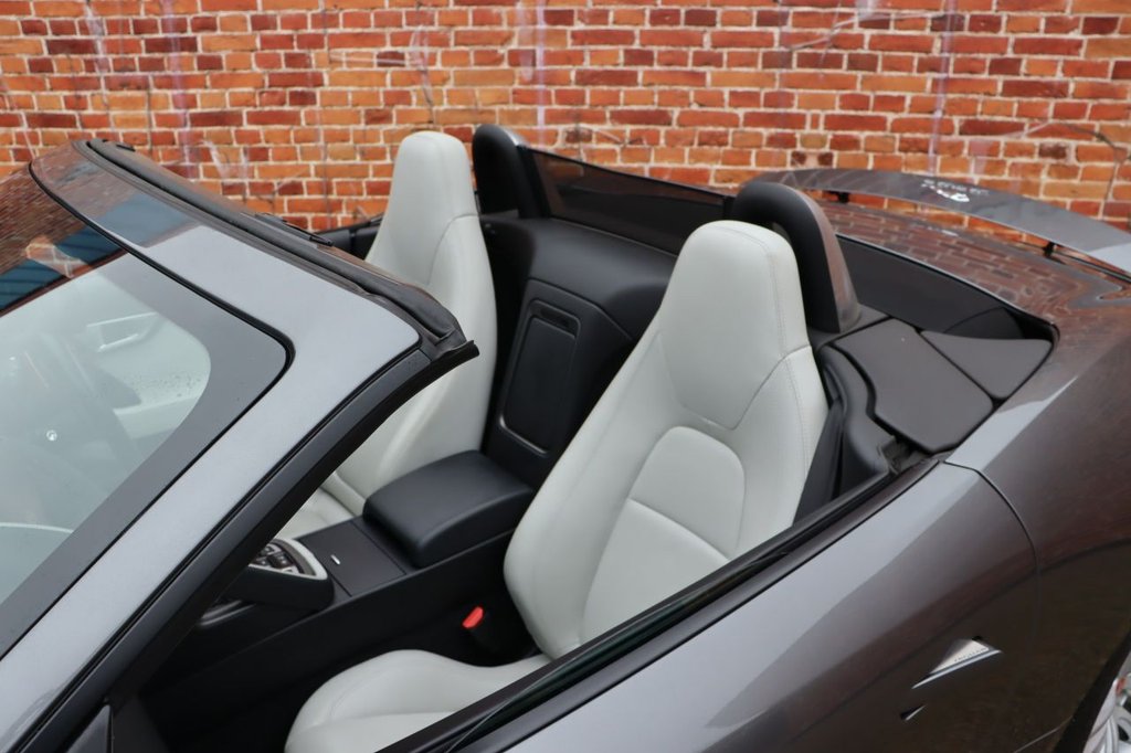 Used Jaguar F-Type 2015 for sale - 76798204: Photo 21