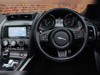 Used Jaguar F-Type 2015 for sale - 76798204: Photo