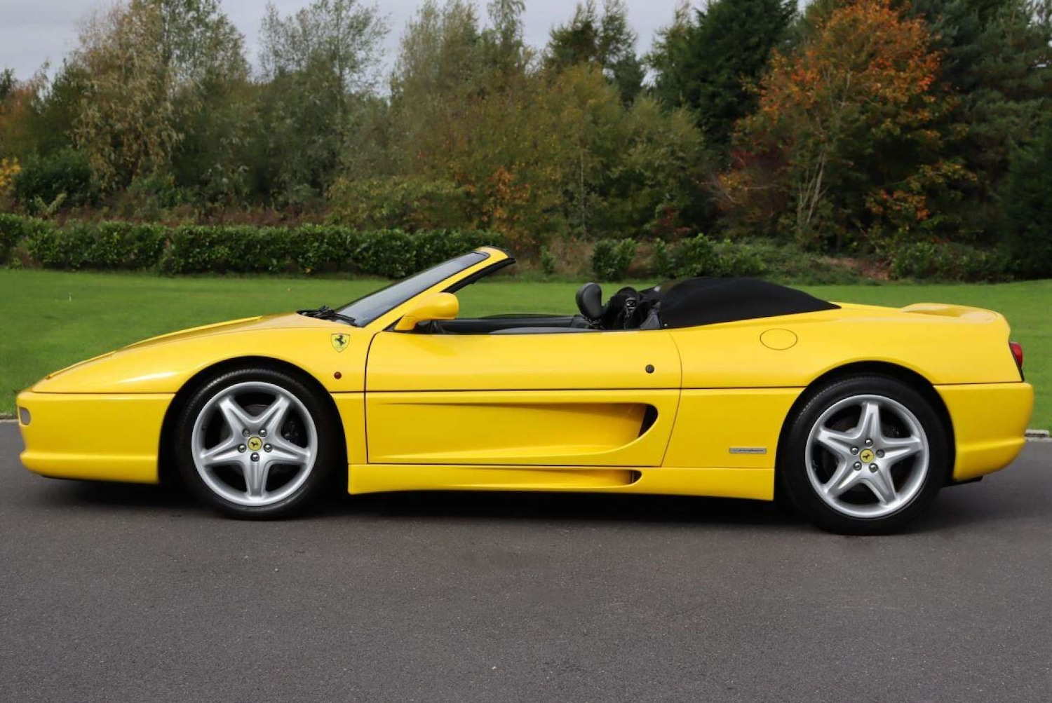 Used Ferrari F355 1997 for sale - 77519309: Photo 3