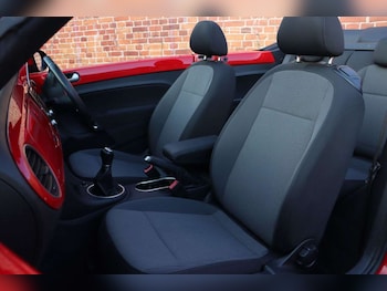 Used Volkswagen Beetle 2013 for sale - 77519248: Photo