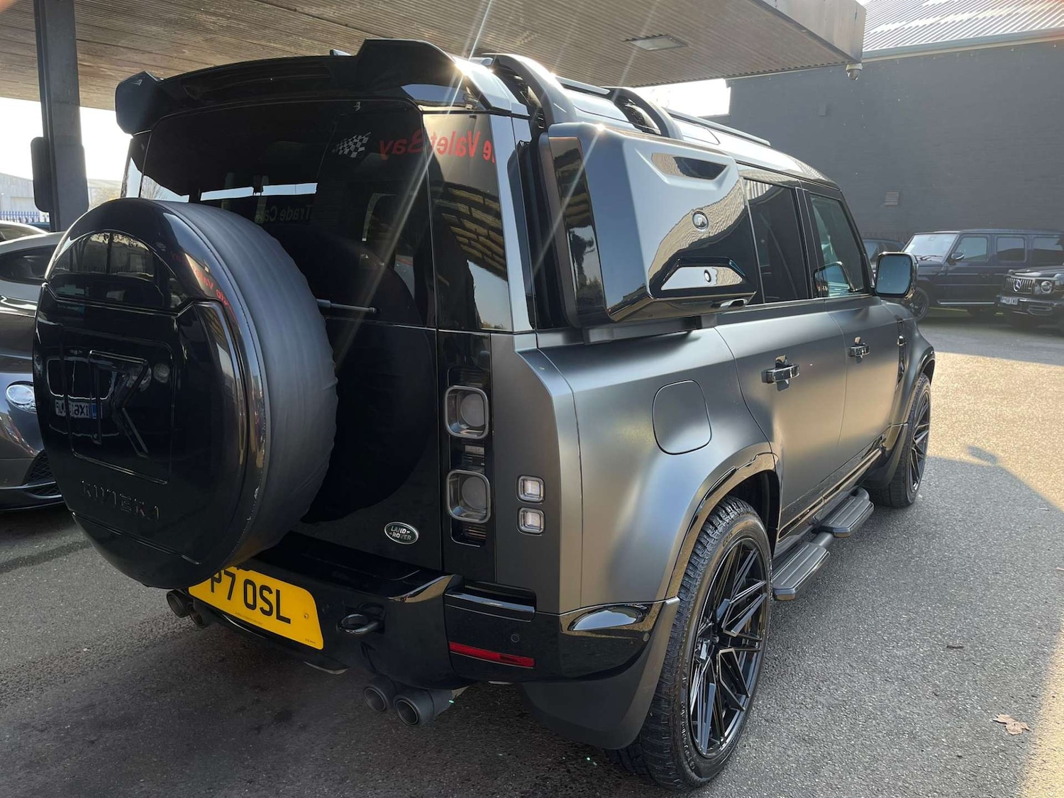 Used Land Rover Defender 2023 for sale - 77781037: Photo 5