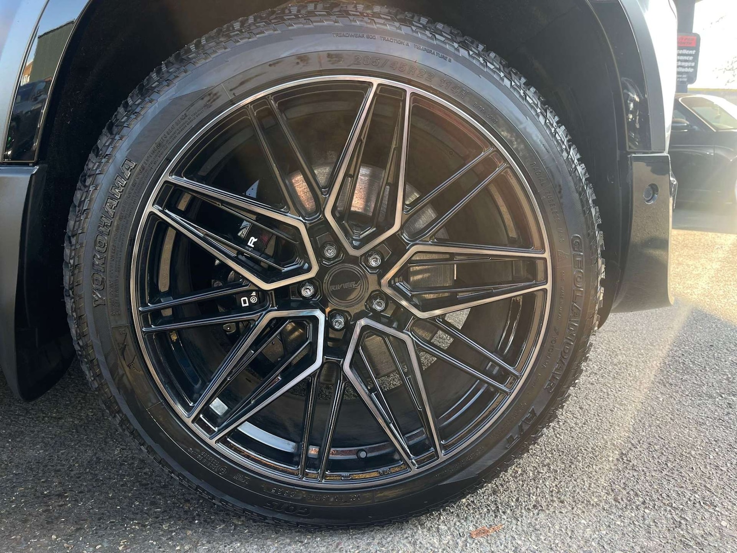 Used Land Rover Defender 2023 for sale - 77781037: Photo 7