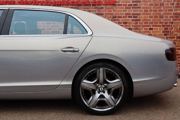 Used Bentley Flying Spur 2015 for sale - 76185049: Photo 26