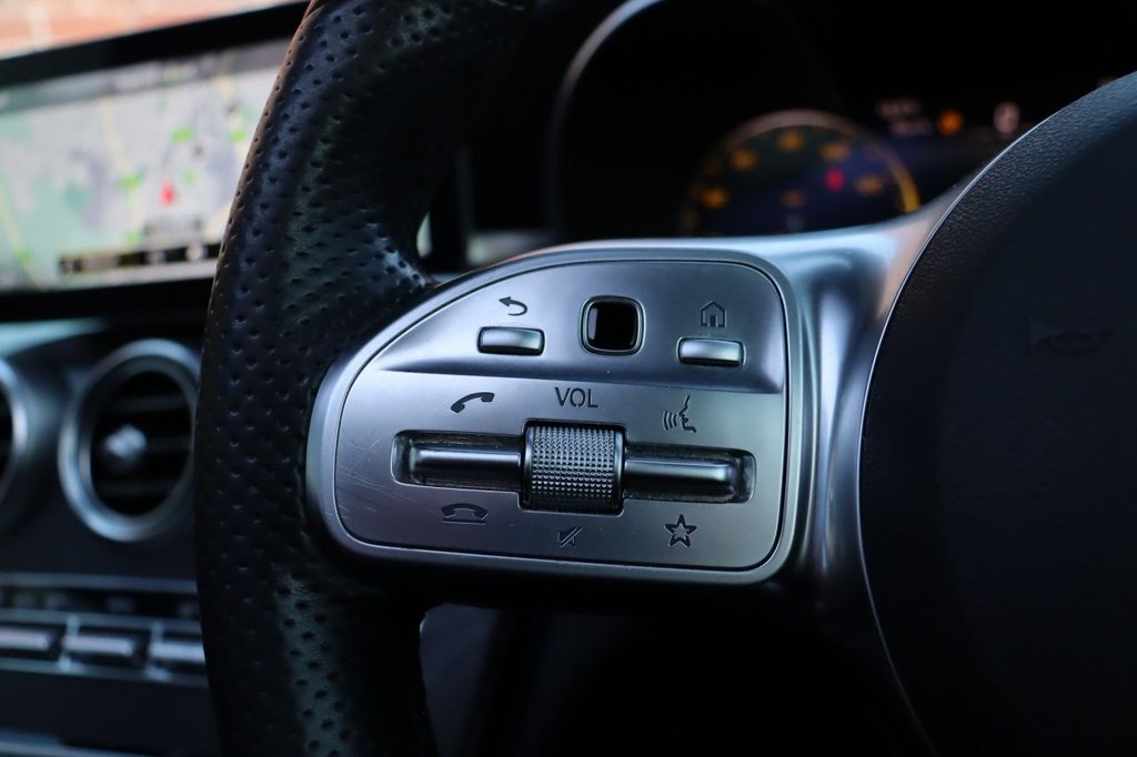 Used Mercedes-Benz GLC 2019 for sale - 76900874: Photo 25