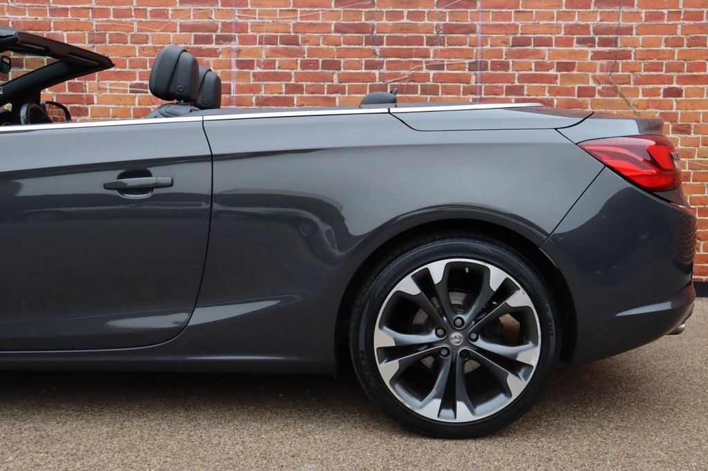 Used Vauxhall Cascada 2016 for sale - 76080736: Photo 16
