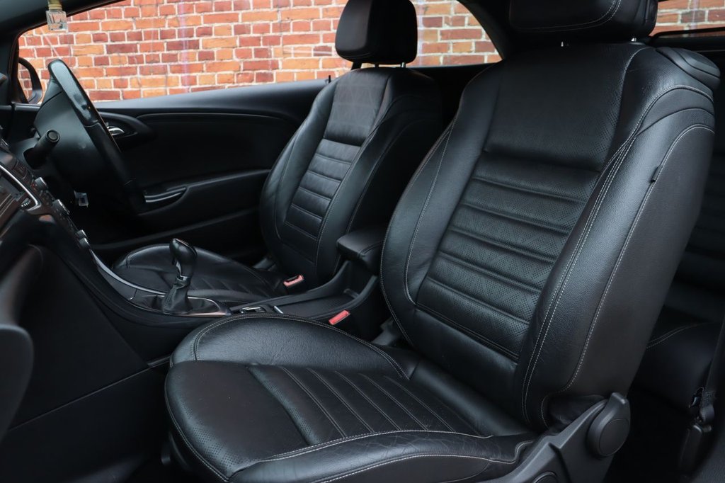 Used Vauxhall Cascada 2016 for sale - 76080736: Photo 3