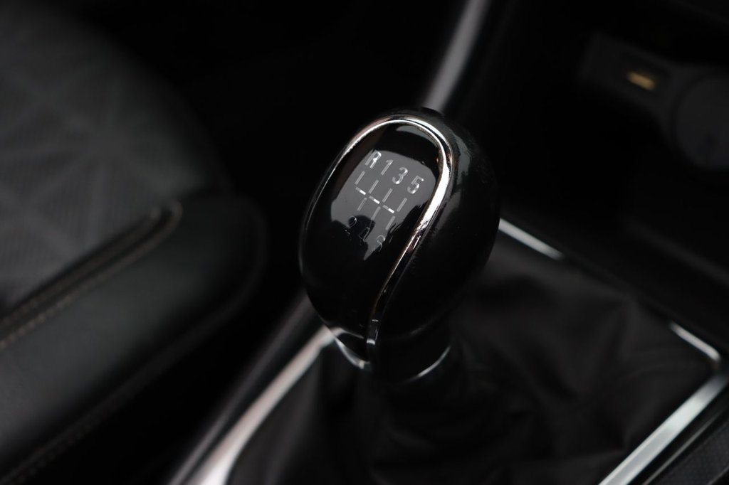 Used Vauxhall Cascada 2016 for sale - 76080736: Photo 33