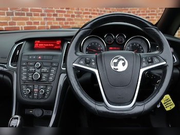 Used Vauxhall Cascada 2016 for sale - 76080736: Photo 4