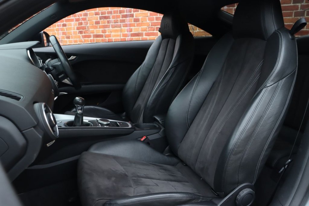 Used Audi TT 2017 for sale - 77133832: Photo 4