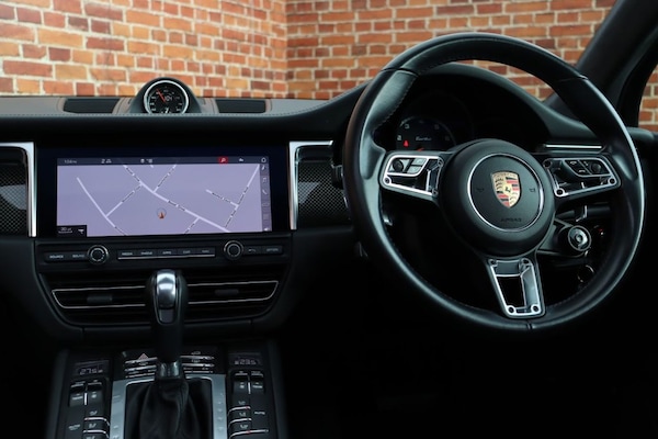 Used Porsche Macan 2020 for sale - 73990759: Photo 15