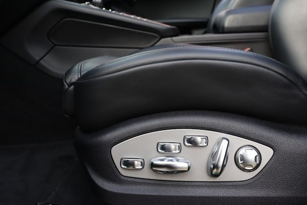 Used Porsche Macan 2020 for sale - 73990759: Photo 25