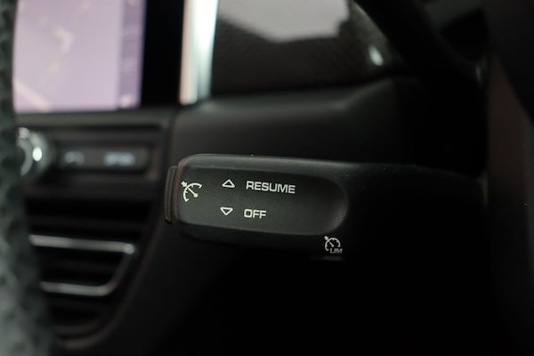 Used Porsche Macan 2020 for sale - 73990759: Photo 38