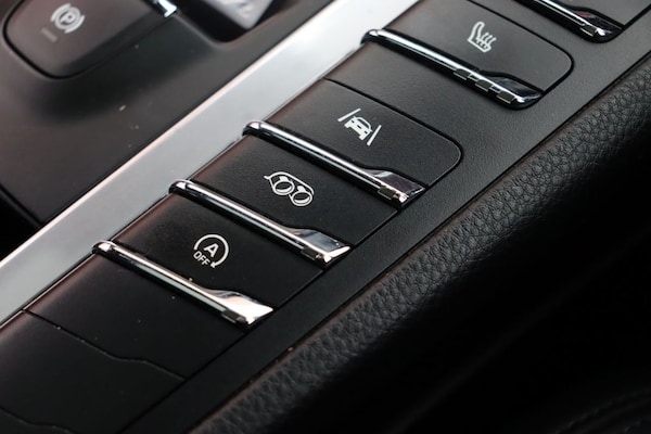 Used Porsche Macan 2020 for sale - 73990759: Photo 41