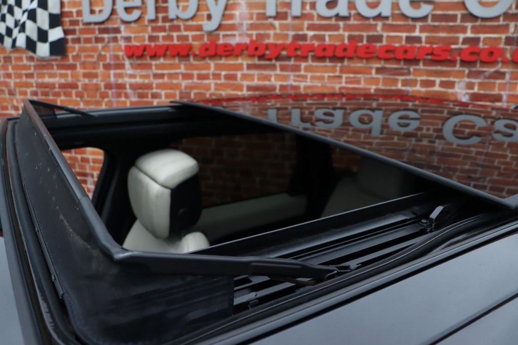 Used Land Rover Range Rover Sport 2019 for sale - 77236595: Photo 2