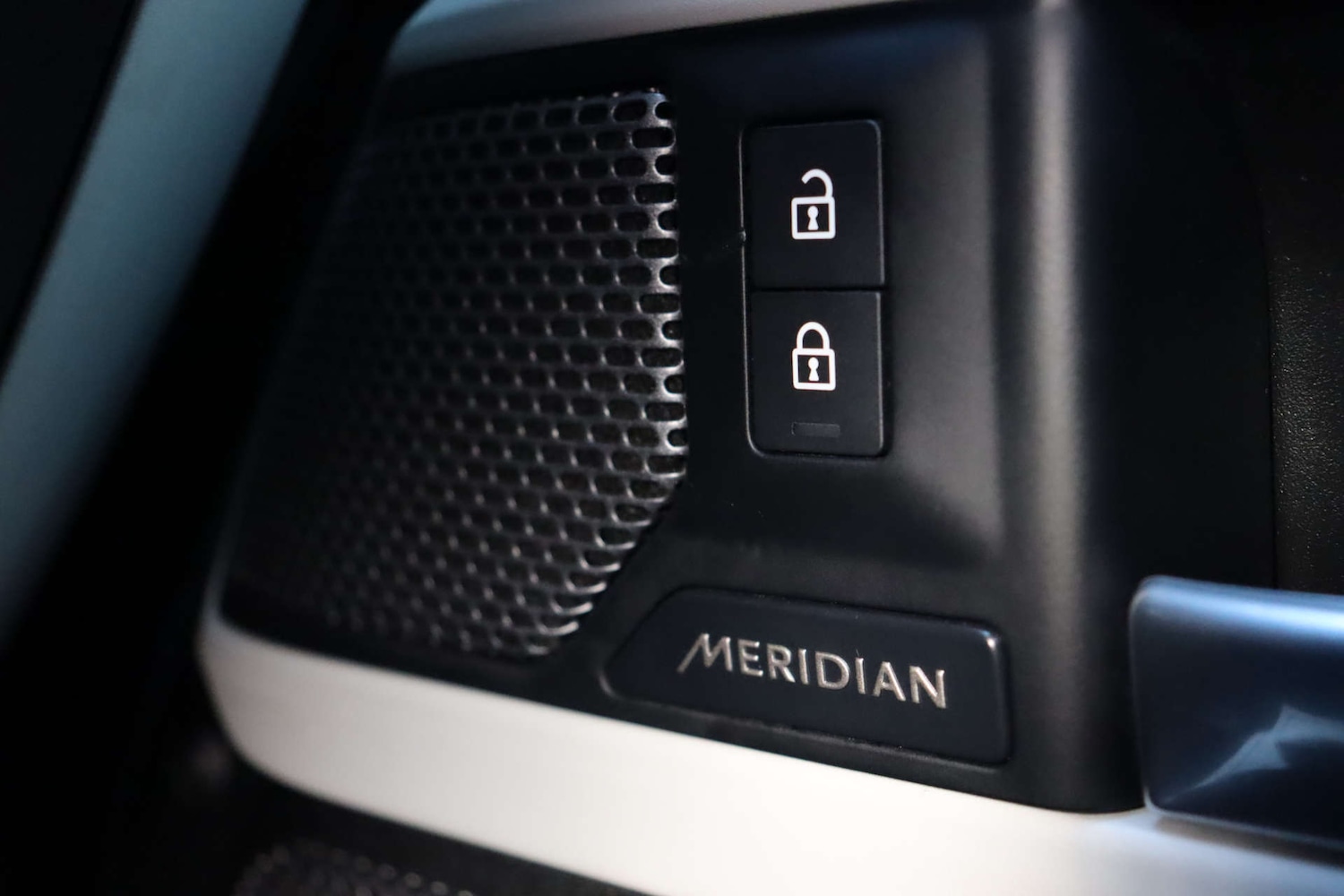 Used Land Rover Defender 2022 for sale - 78083396: Photo 15