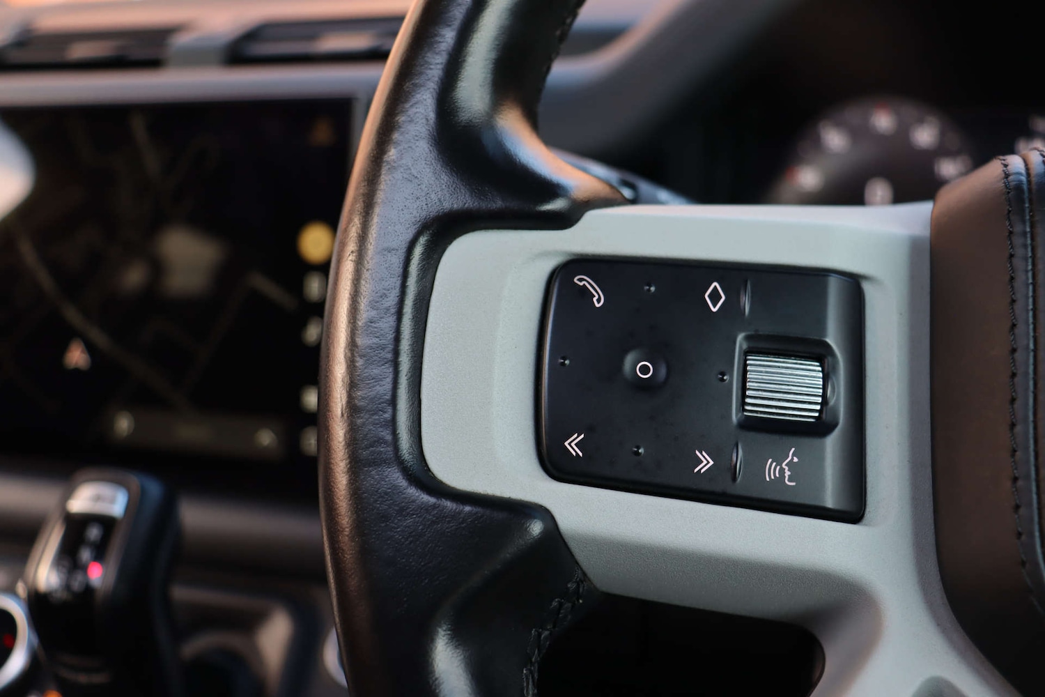 Used Land Rover Defender 2022 for sale - 78083396: Photo 26