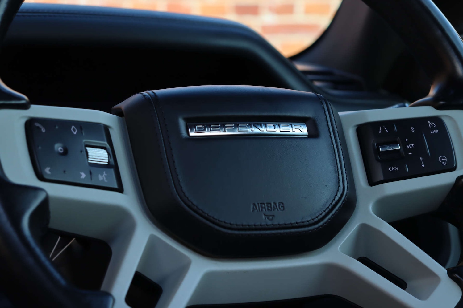 Used Land Rover Defender 2022 for sale - 78083396: Photo 27