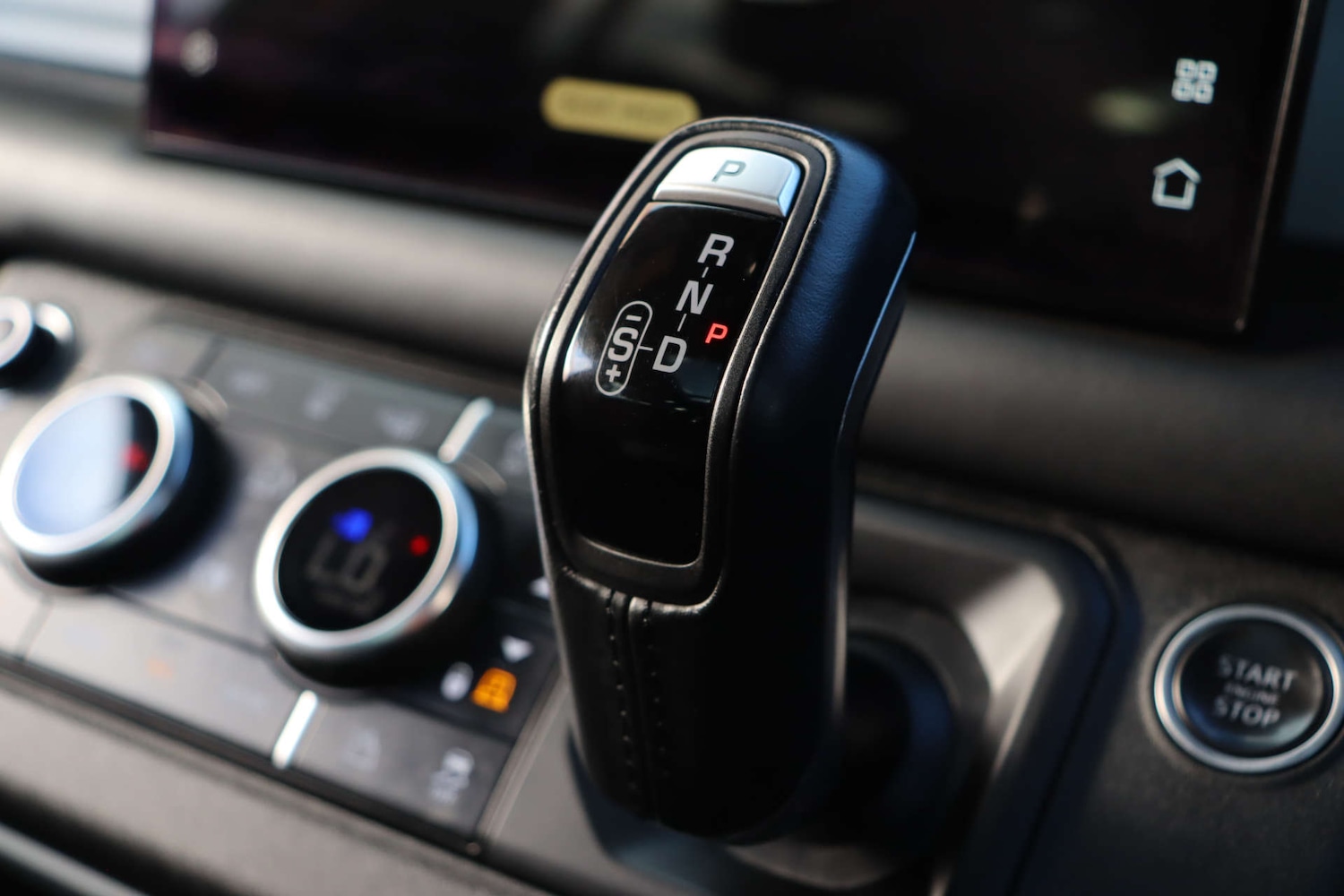 Used Land Rover Defender 2022 for sale - 78083396: Photo 34