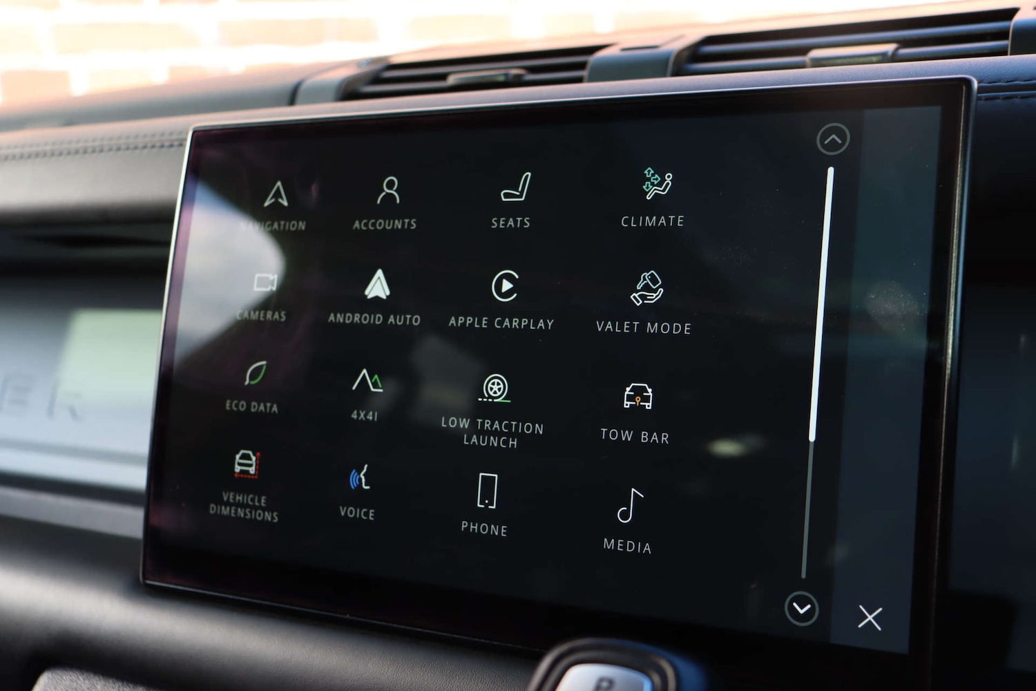 Used Land Rover Defender 2022 for sale - 78083396: Photo 37