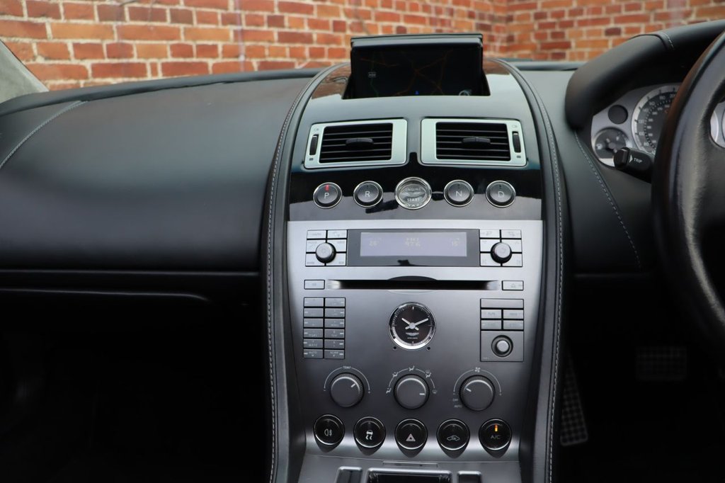 Used Aston Martin DB9 2005 for sale - 76797729: Photo 14