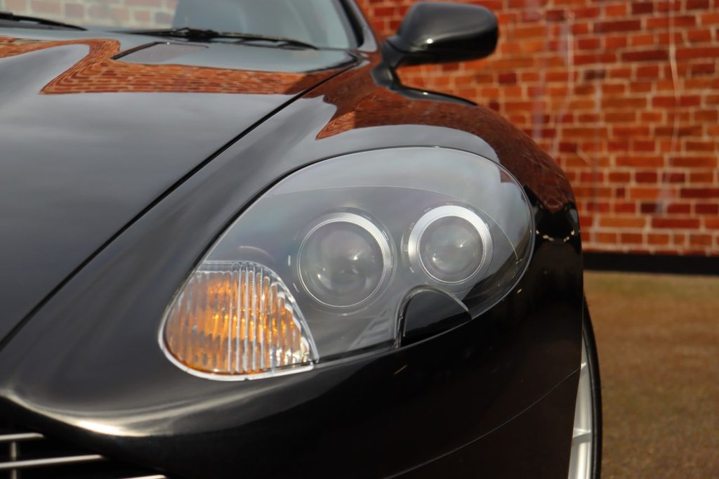 Used Aston Martin DB9 2005 for sale - 76797729: Photo 19