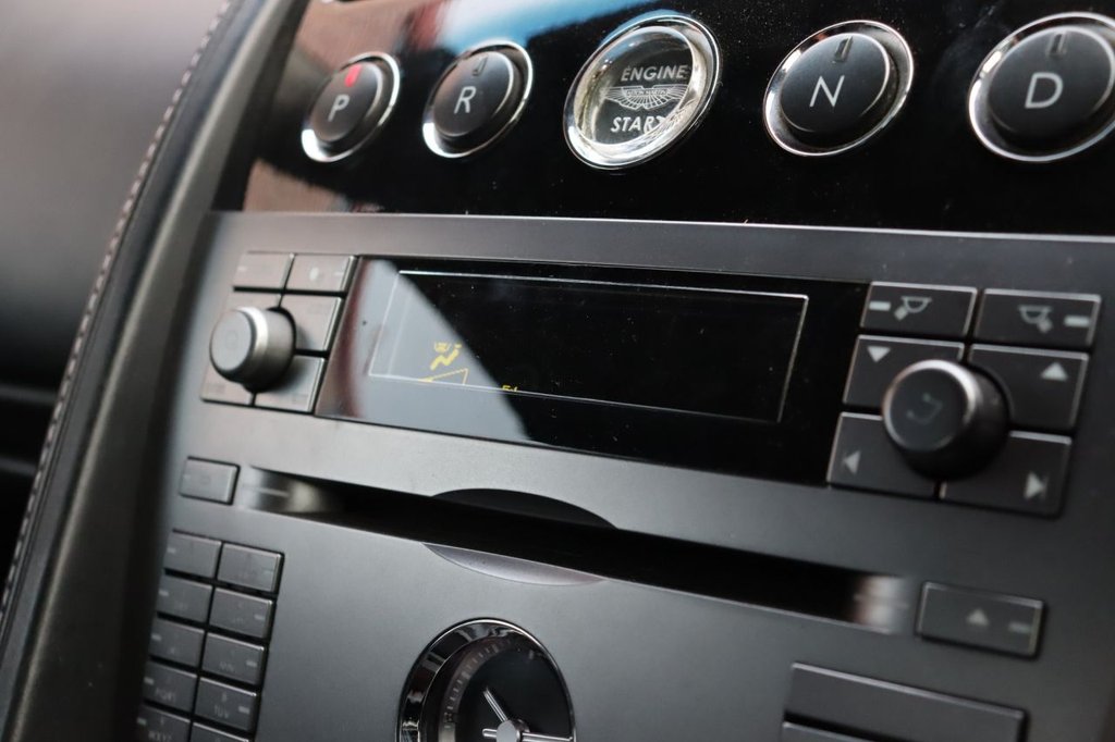 Used Aston Martin DB9 2005 for sale - 76797729: Photo 22