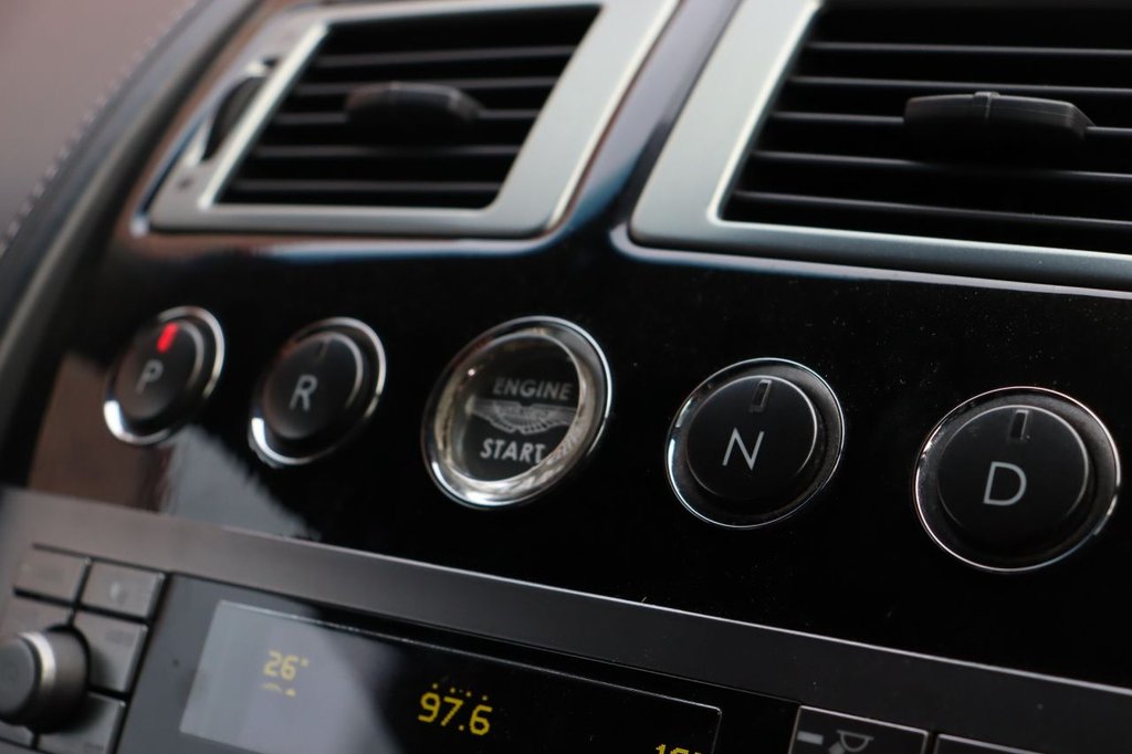 Used Aston Martin DB9 2005 for sale - 76797729: Photo 33