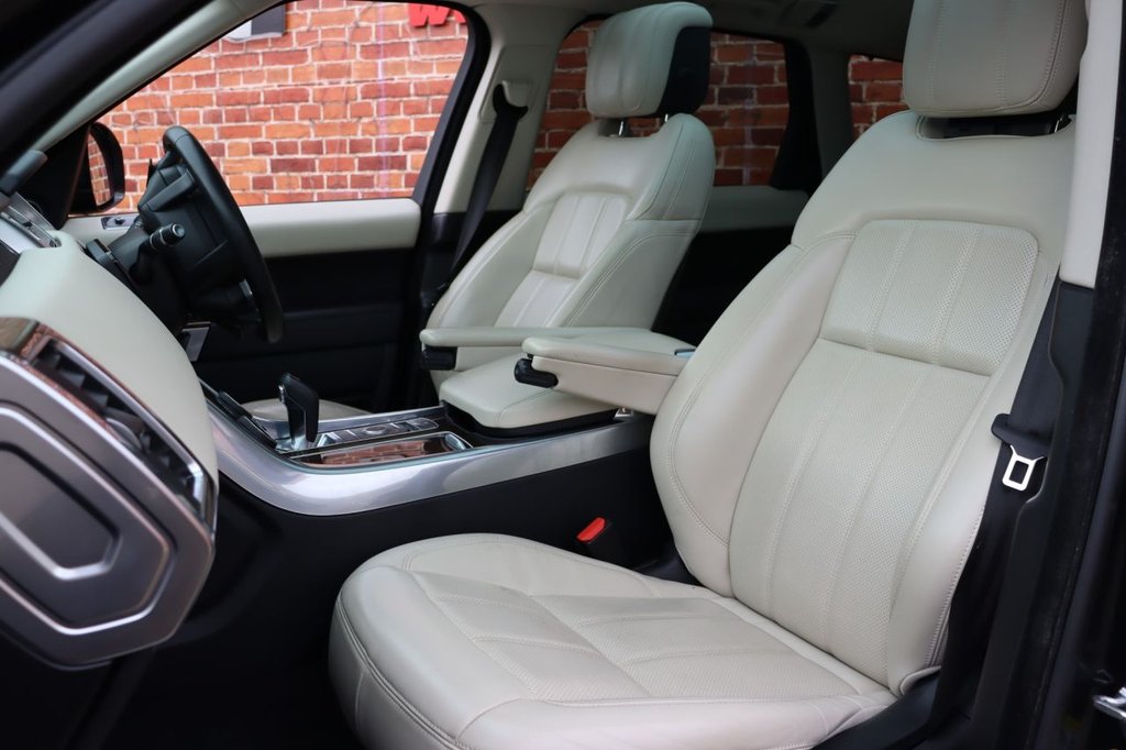 Used Land Rover Range Rover Sport 2019 for sale - 76323290: Photo 3