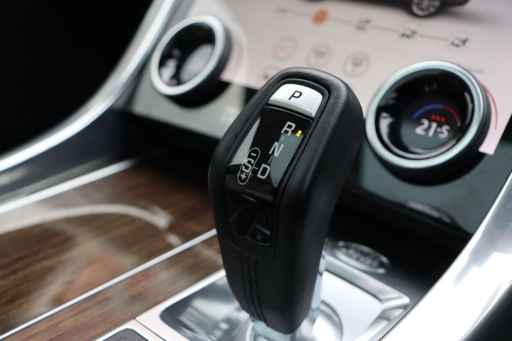 Used Land Rover Range Rover Sport 2019 for sale - 76323290: Photo 31