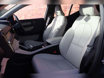 Used Volvo XC40 2019 for sale - 78027701: Photo