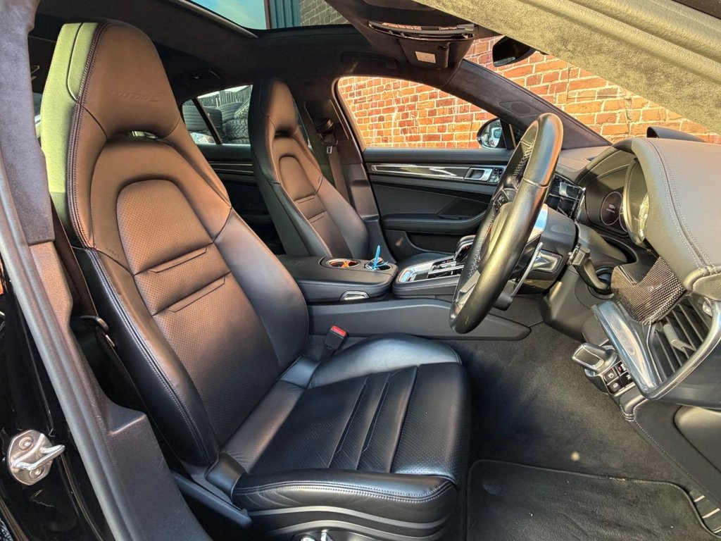 Used Porsche Panamera 2018 for sale - 76999214: Photo 3