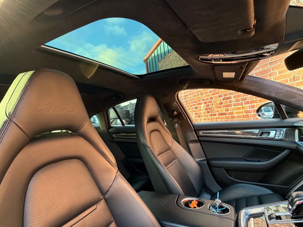 Used Porsche Panamera 2018 for sale - 76999214: Photo 5